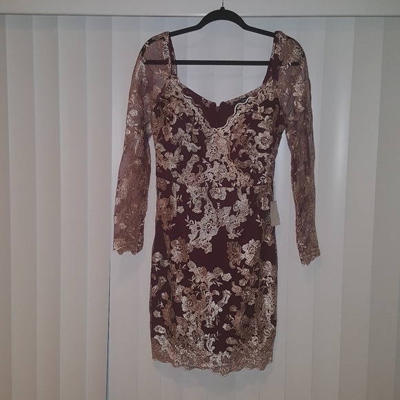 Soiblu Sheer Floral Embroidered Mini Dress (M/L) - Picture 6 of 6